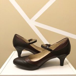 Naturalizer N5 Comfort Kitten Heel ( Size 7 )